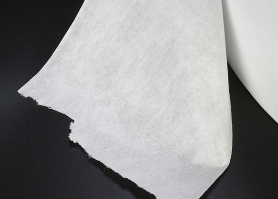 Mua 15-50 GSM Melt Blown Vải không dệt Cấu trúc mịn với khả năng cách nhiệt tuyệt vời online manufacture