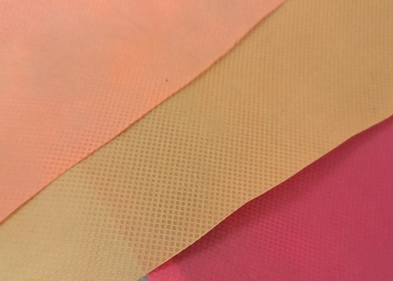 Mua 40gms Màu xanh lam Đỏ Vải Polyester không dệt Độ co ngót thấp để trang trí online manufacture